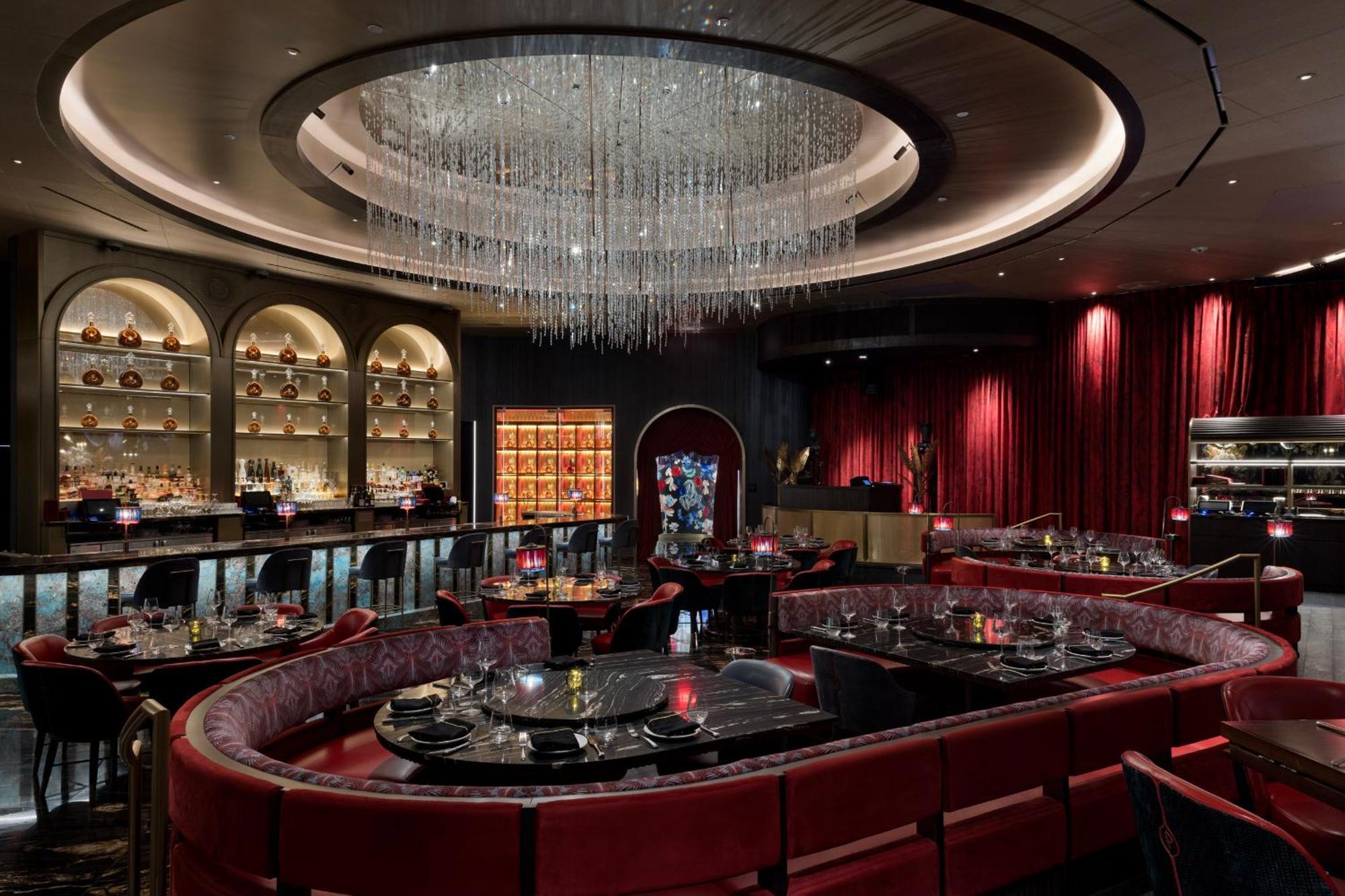 Fontainebleau Las Vegas Luaran gambar Interior of the restaurant