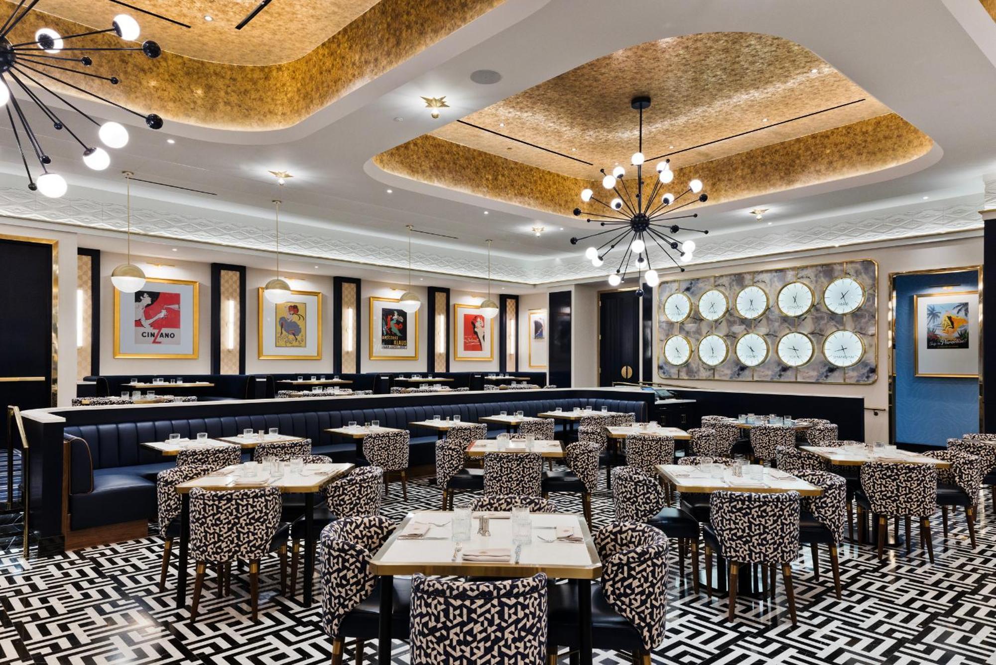 Fontainebleau Las Vegas Luaran gambar The interior of the restaurant
