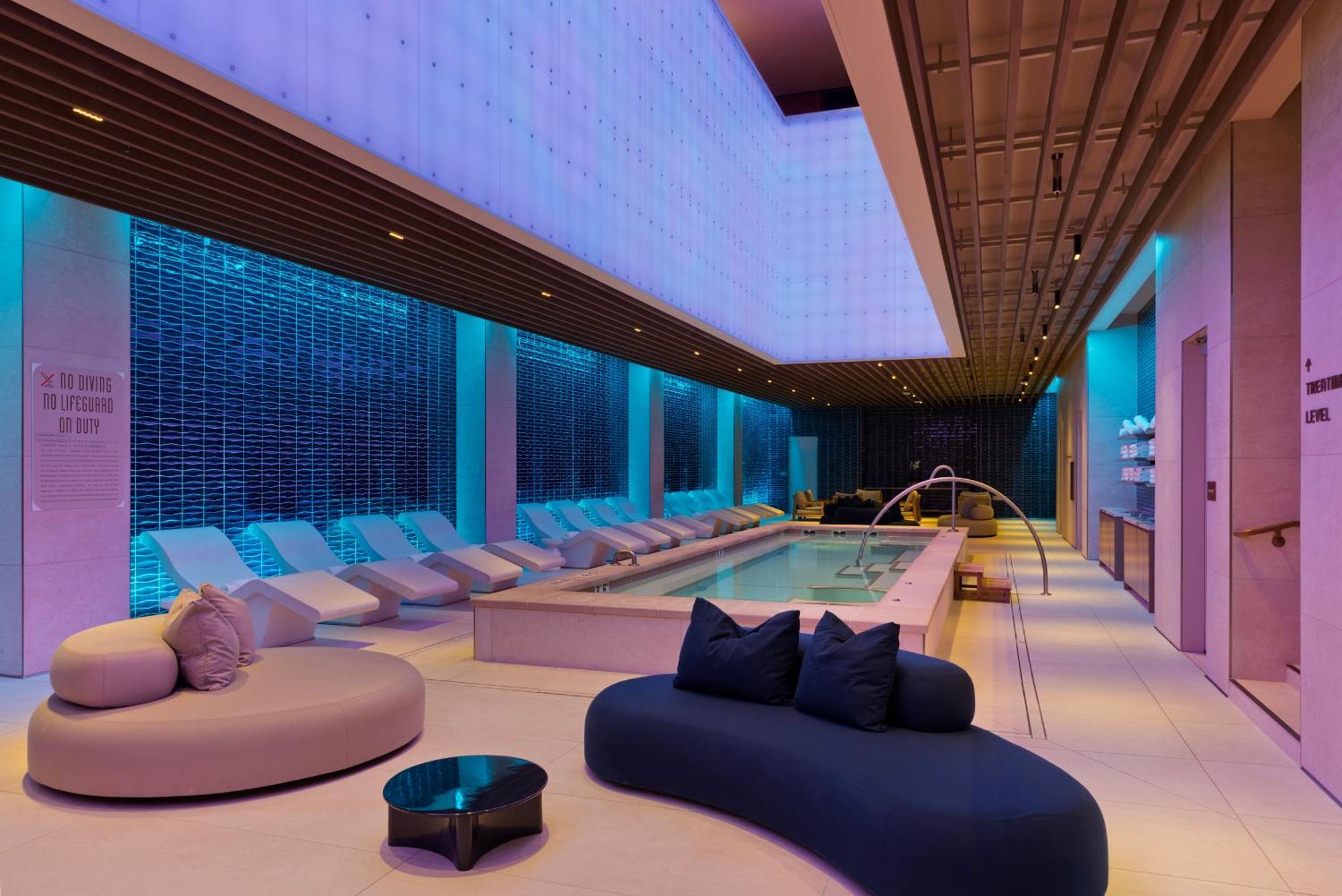 Fontainebleau Las Vegas Luaran gambar The spa at The Standard, East Village