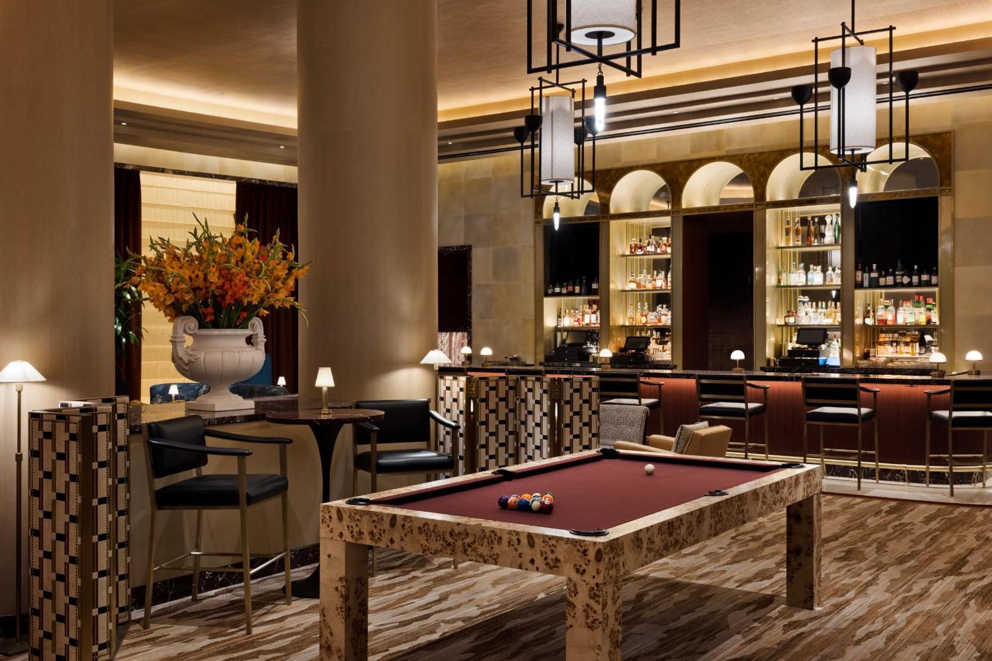 Fontainebleau Las Vegas Luaran gambar The Bar