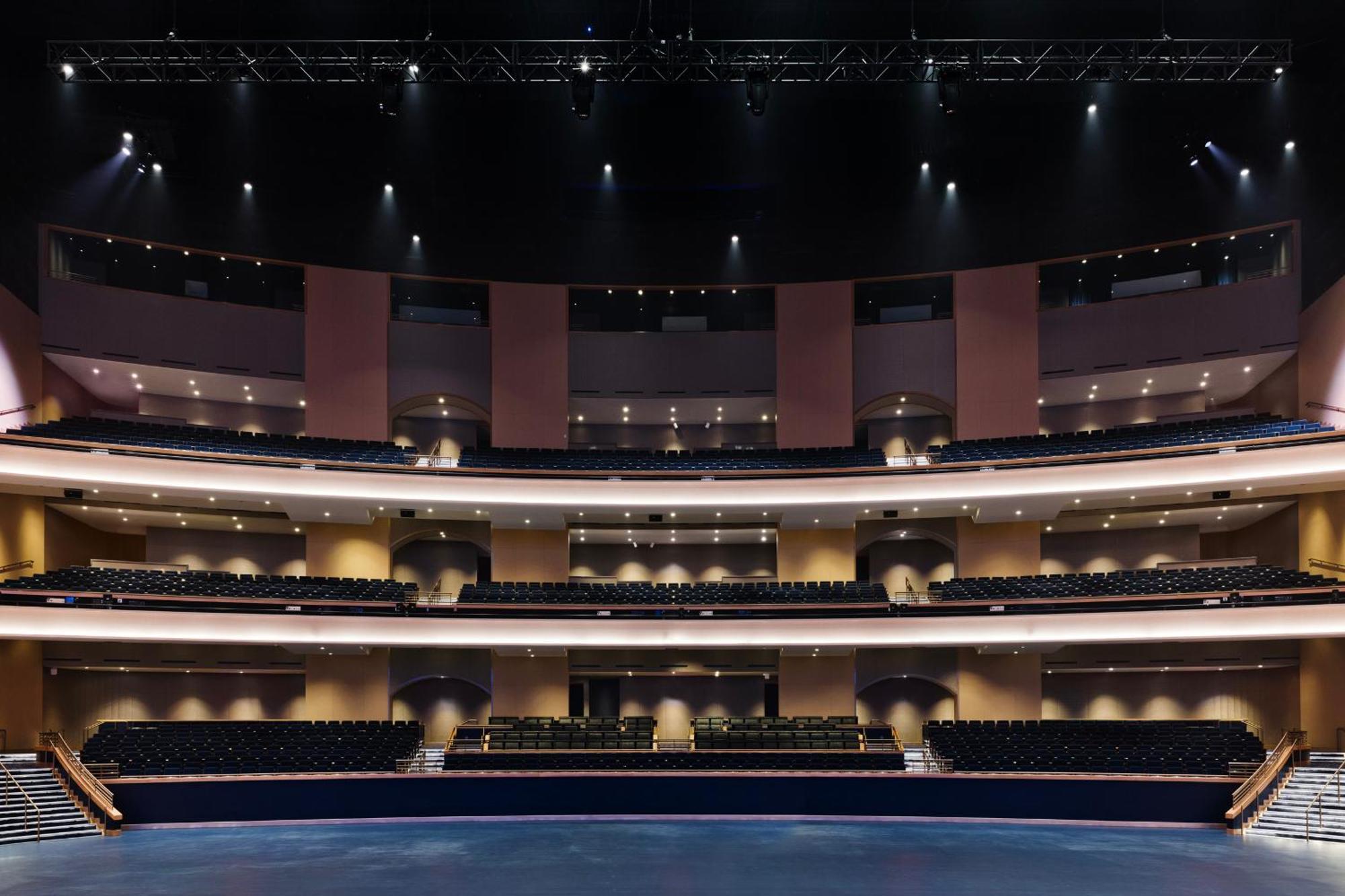 Fontainebleau Las Vegas Luaran gambar The interior of the theatre