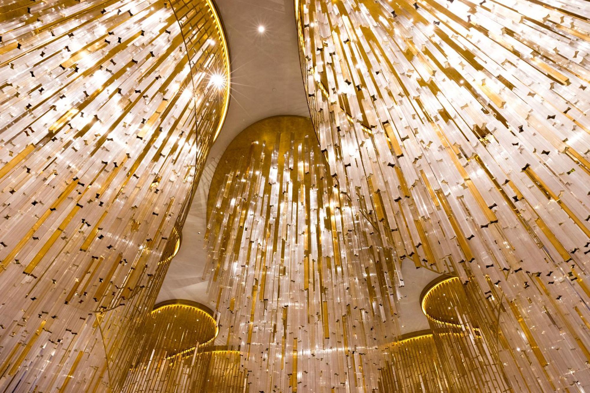 Fontainebleau Las Vegas Luaran gambar The interior of the new building