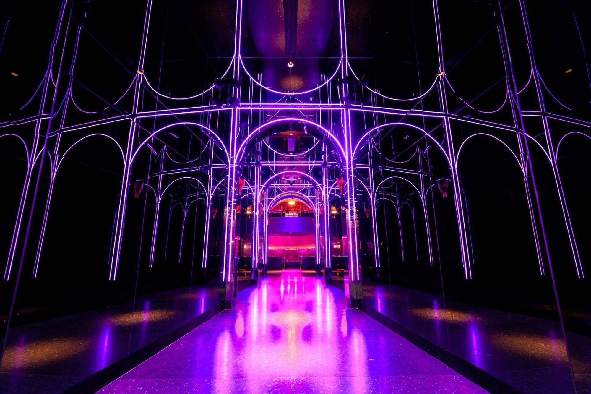 Fontainebleau Las Vegas Luaran gambar The interior of the nightclub